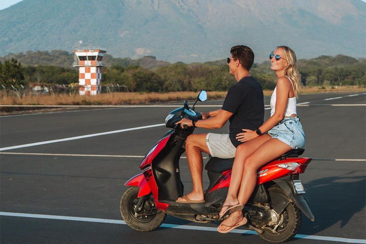 Renta de scooter en Ometepe desde Moyogalpa
